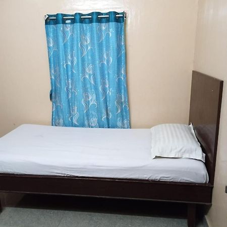 Sri Ambika Lodge Rajapalaiyam Екстер'єр фото